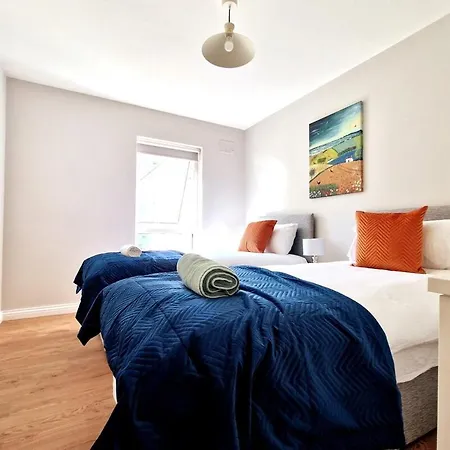 Galway's Sought After Spot Lejlighed *